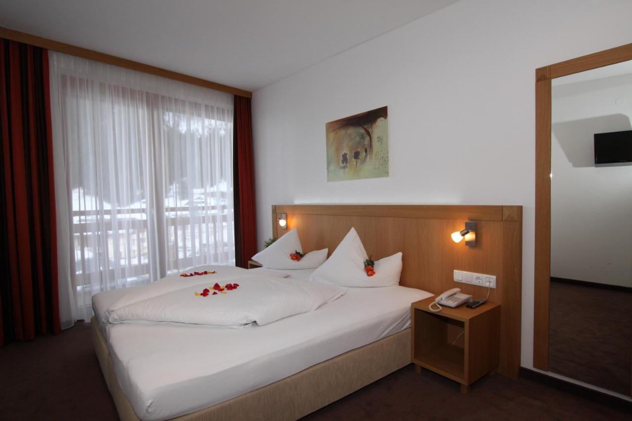 Hotel Garni Panorama Ischgl Esterno foto