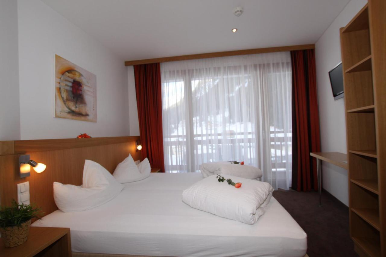 Hotel Garni Panorama Ischgl Esterno foto